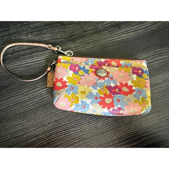 Coach Handbags - Coach Floral Peyton Medium Wristlet